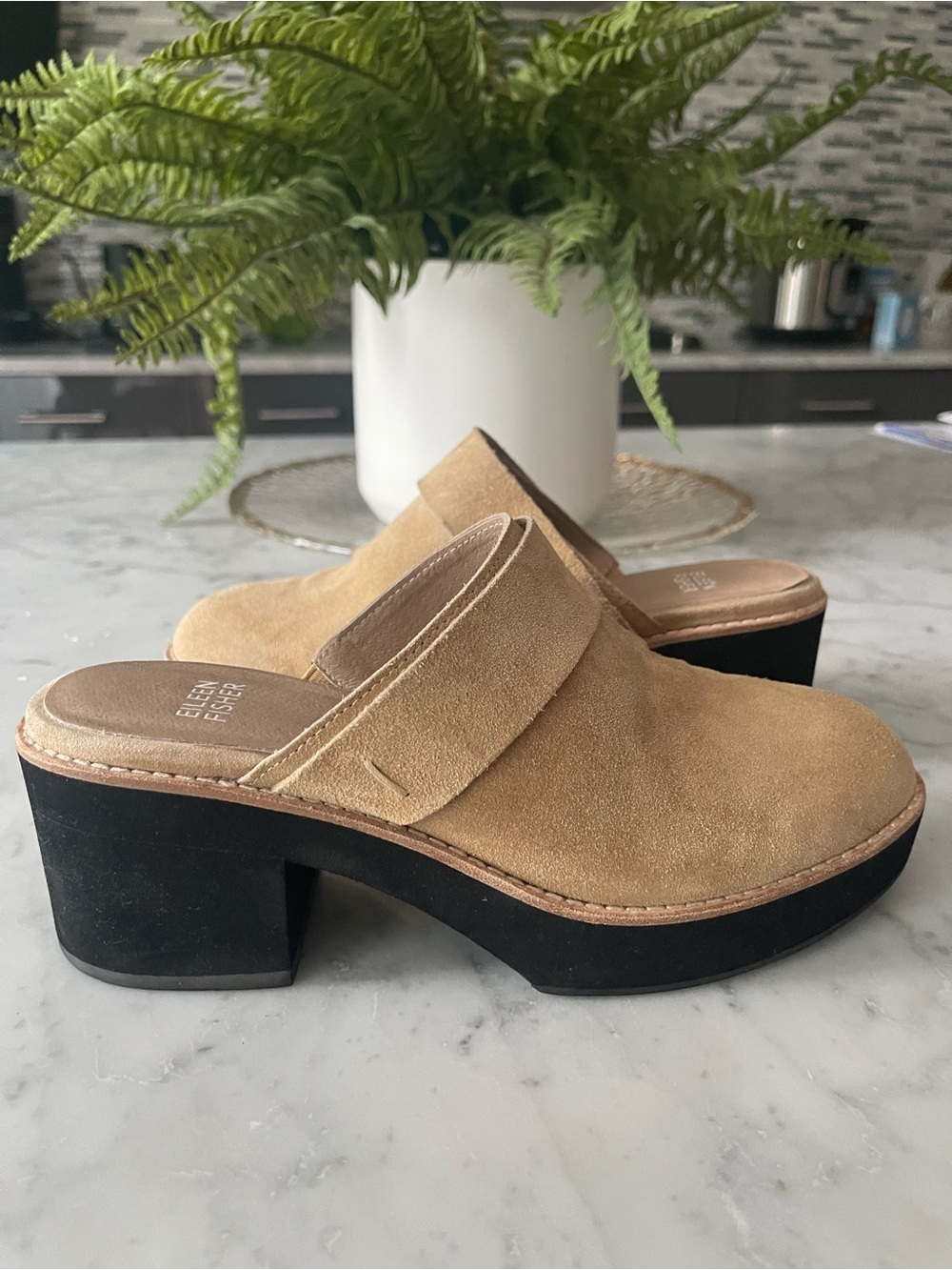 Eileen Fisher Tan Suede Clog Mule with Block Heel Size 7 Great Condition